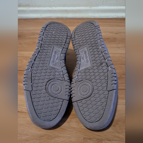 Cardi b Reebok club c size 9 - Picture 7 of 8